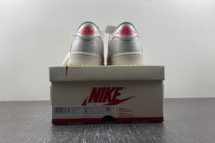 TS x AJ1 Travis Scott x Air Jordan 1 Low OG DM7866-601