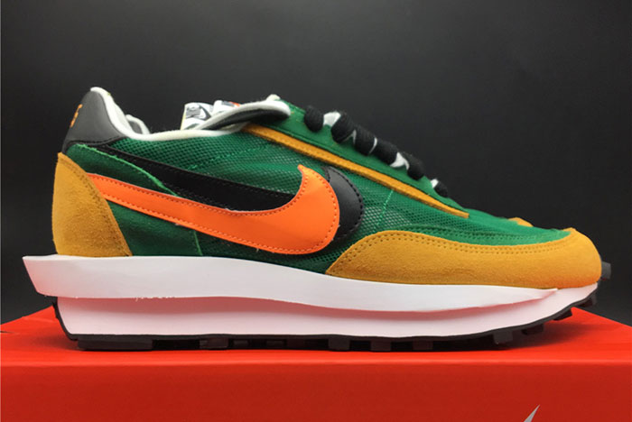NIKE LD WAFFLE SACAI GREEN MULTI - BV0073-300