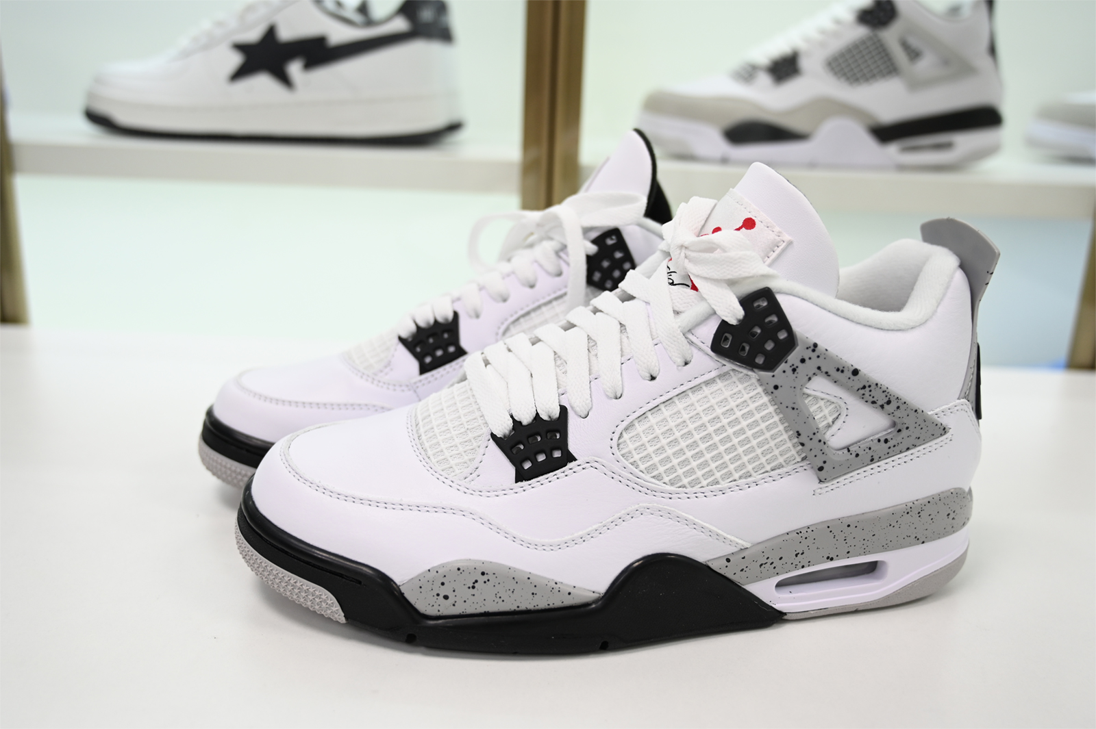 Jordan 4 Retro White Cement 840606-192