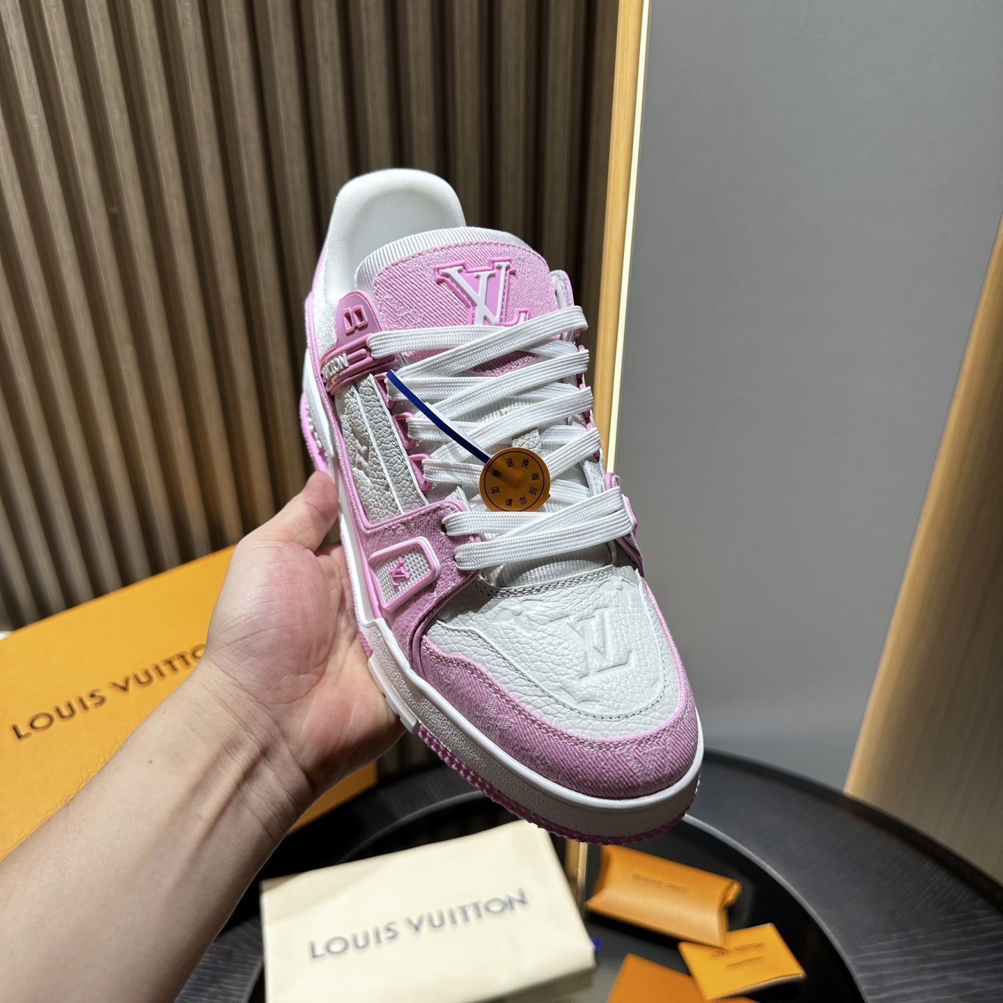 L**V Trainer Sneaker PINK