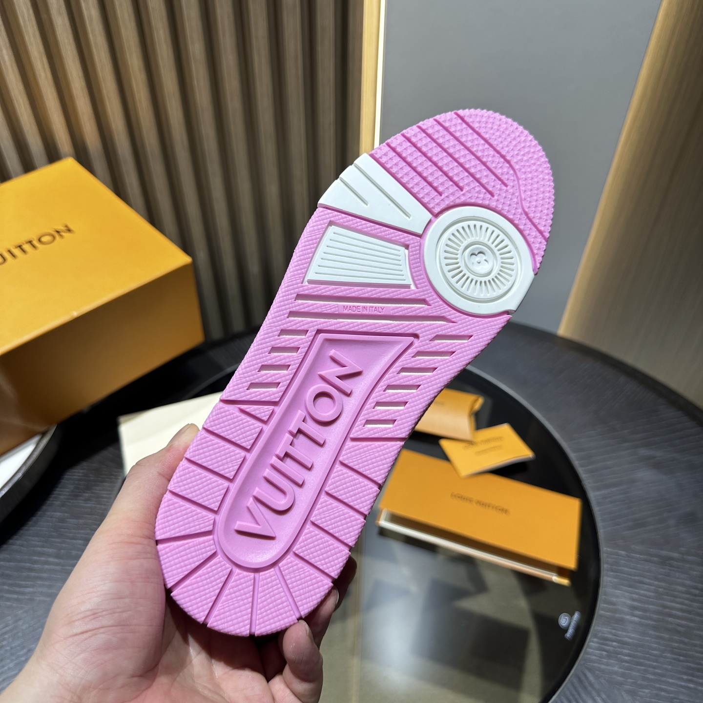 L**V Trainer Sneaker PINK