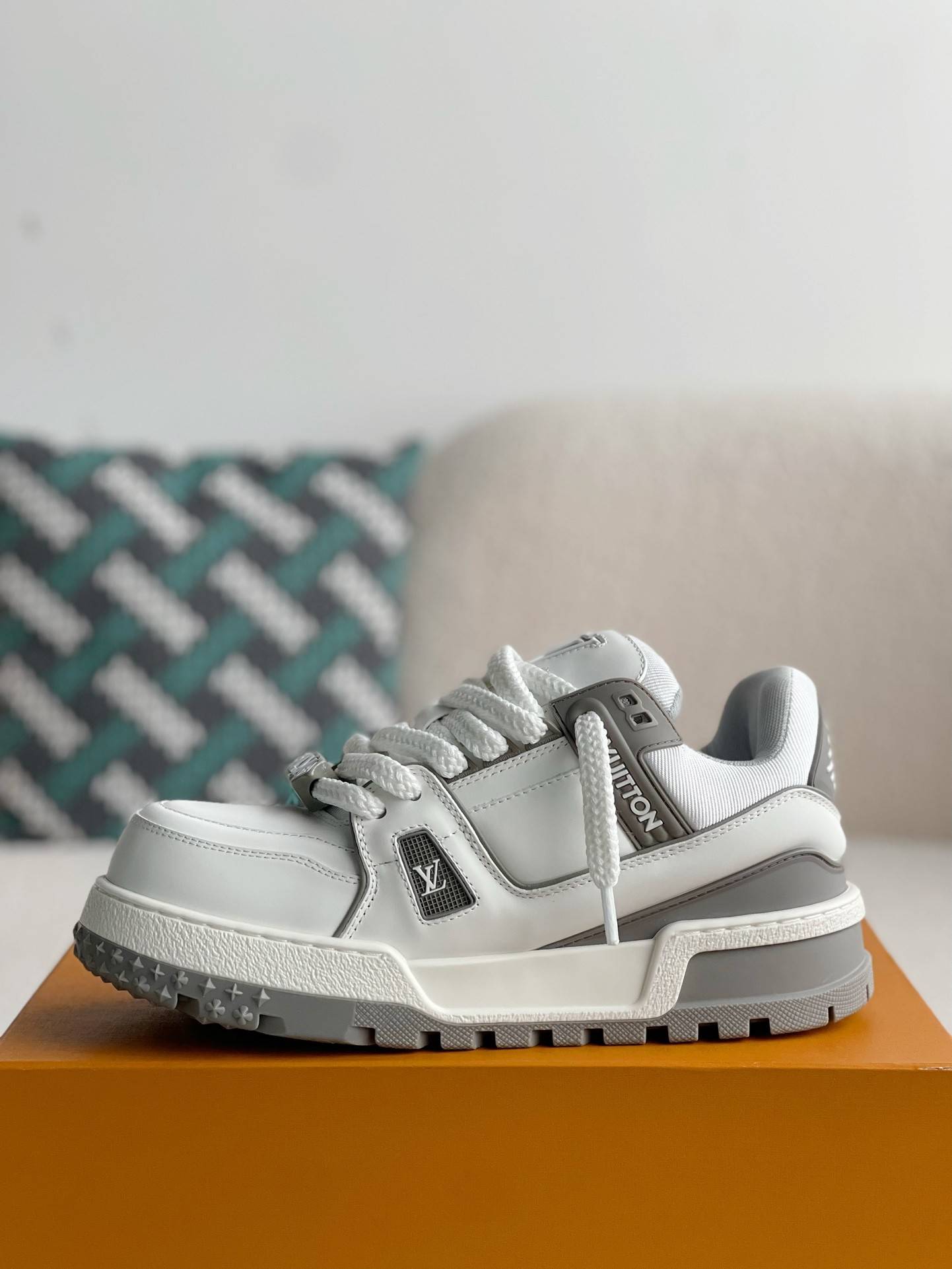 L*V TRAINER MAXI  SNEAKERS