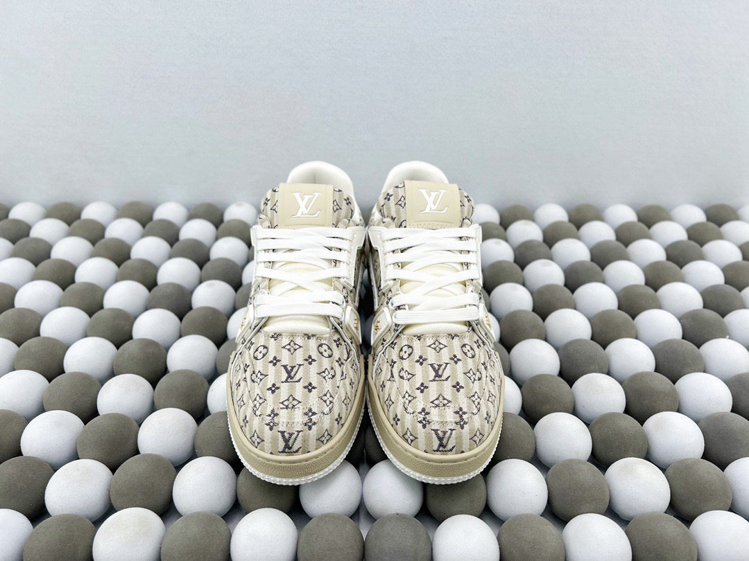 L**is Vui**on Trainer Beige Stripe Monogram