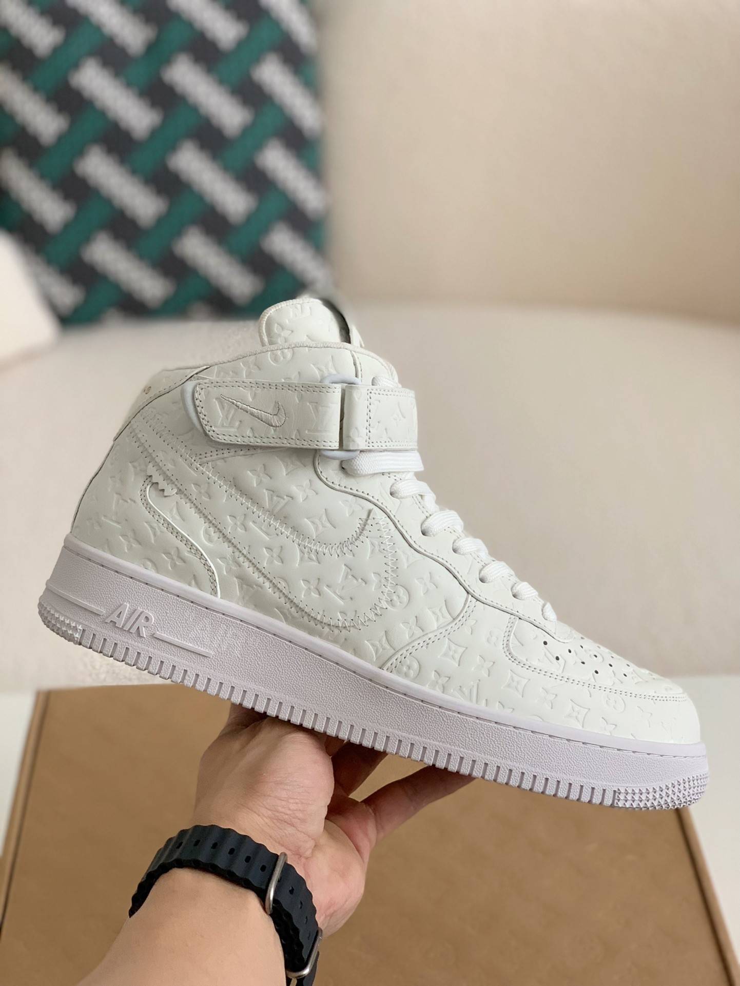 L*V x Nike Air Force 1 High