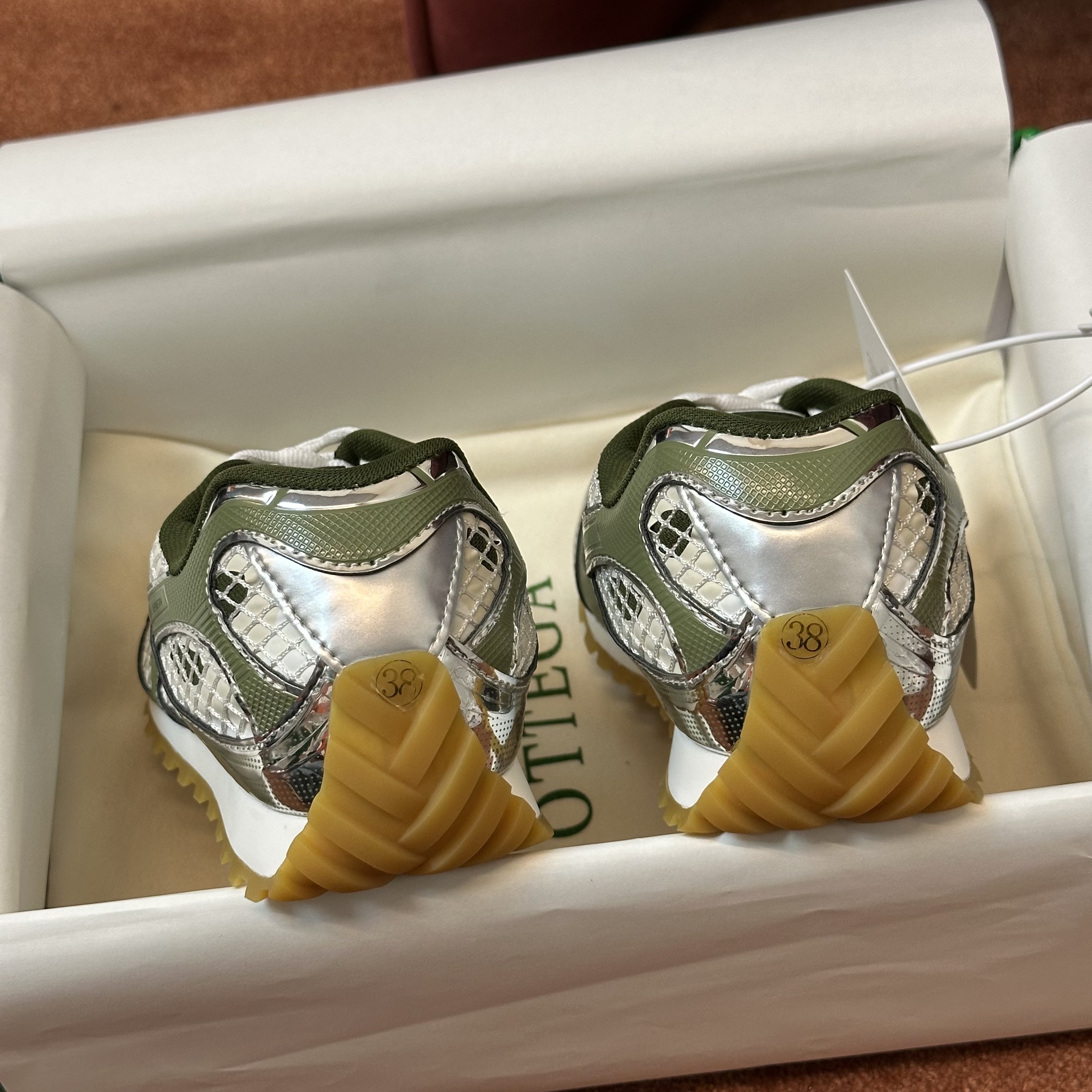 Bottega Veneta BV Orbit