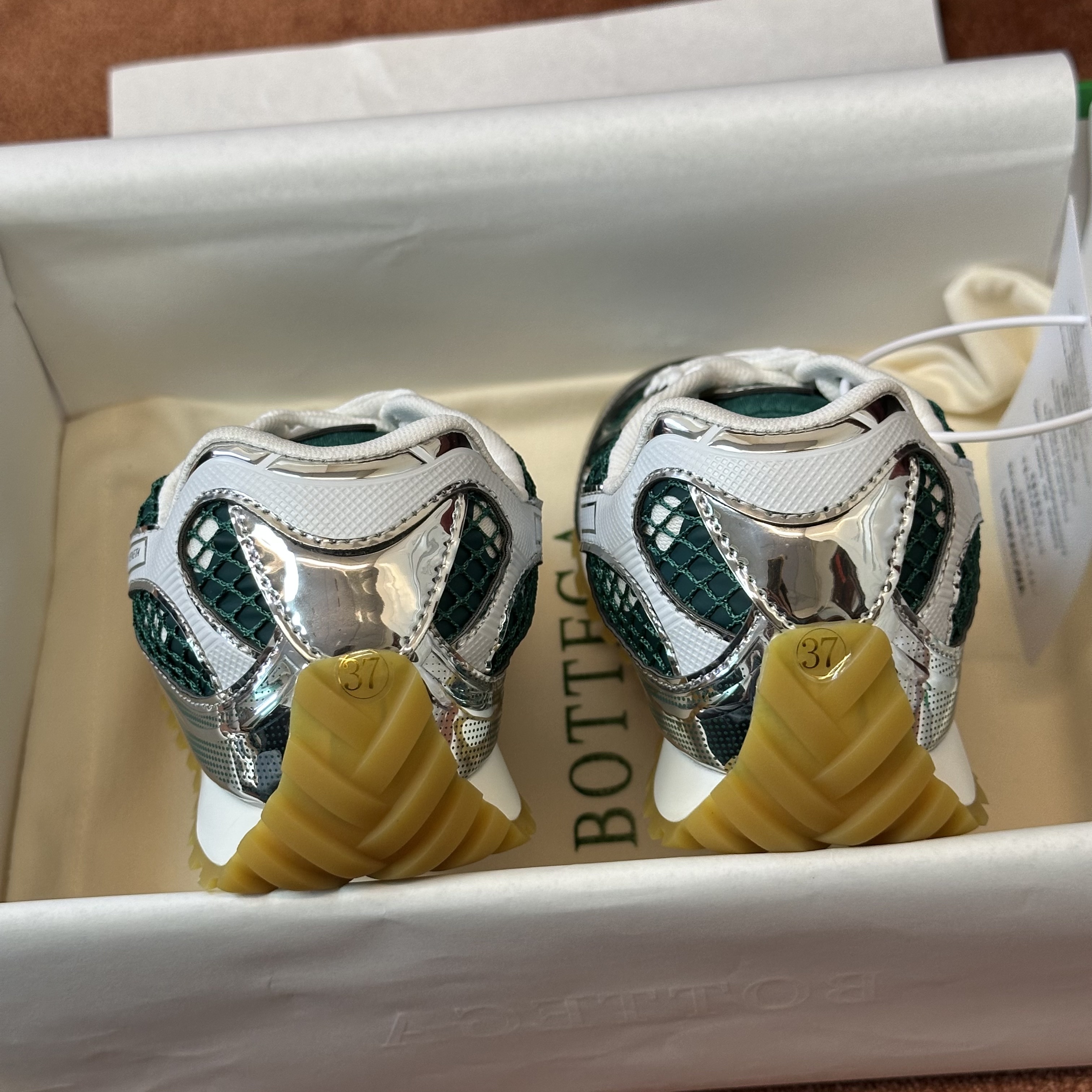 Bottega Veneta BV Orbit