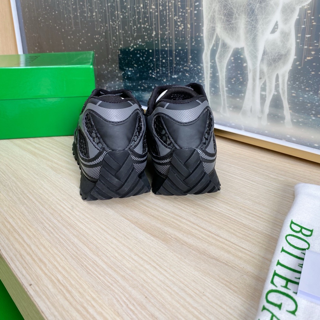 Bottega Veneta BV Orbit