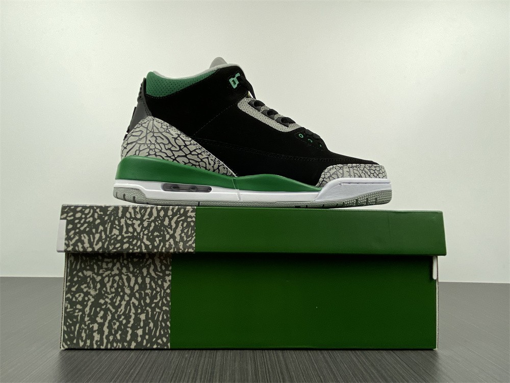 Air Jordan 3 “Pine Green” CT8532-030
