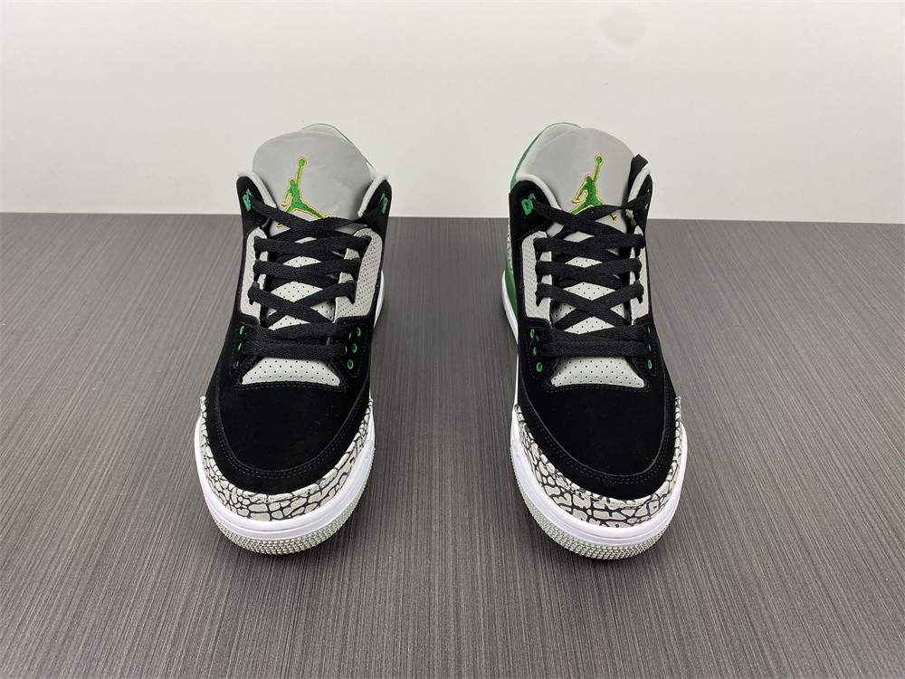Air Jordan 3 “Pine Green” CT8532-030