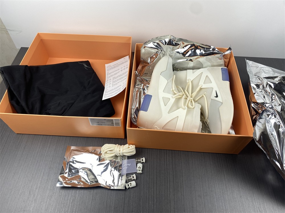 Nike Air Fear of God FOG AR4237-100