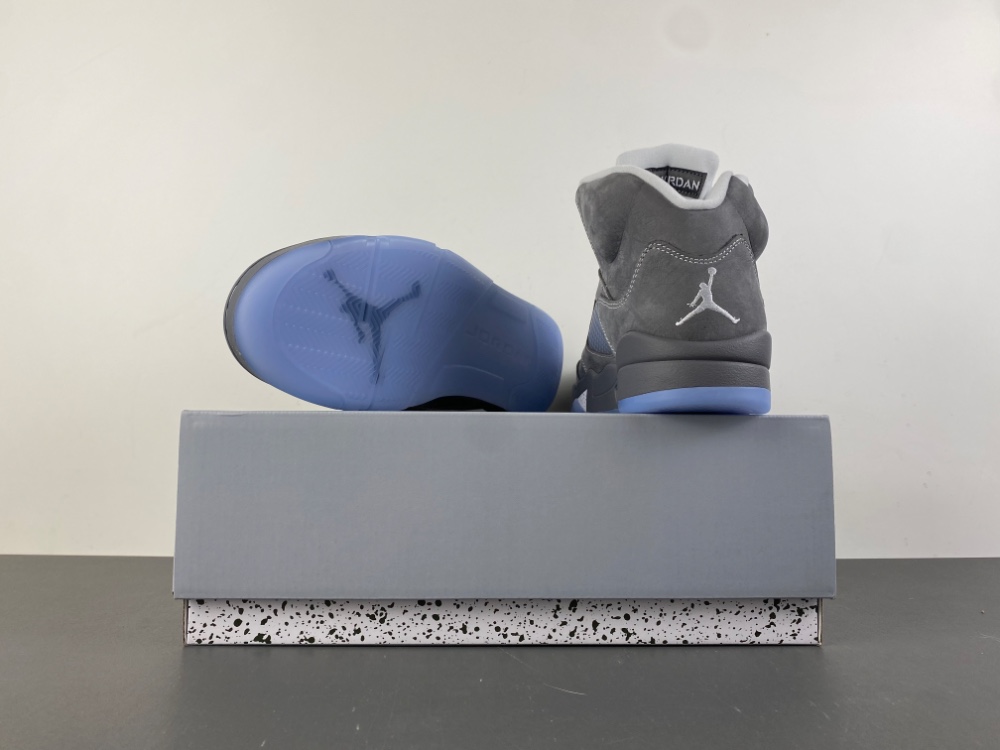 Jordan 5 Retro Wolf Grey (2026) DD0587-002