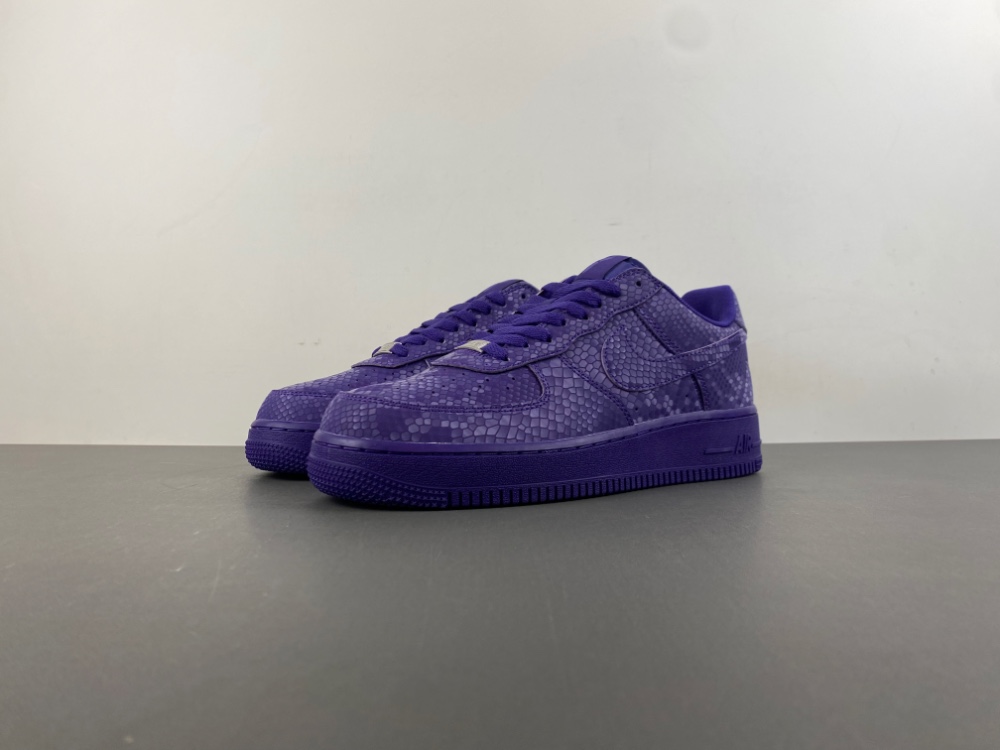 Kobe Bryant x Nike Air Force 1 “Court Purple”IB0018-500